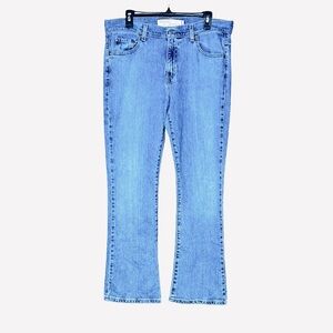 Vintage Levi's Women's Medium‎ Wash  Bootcut 515 Denim Jeans Size 12